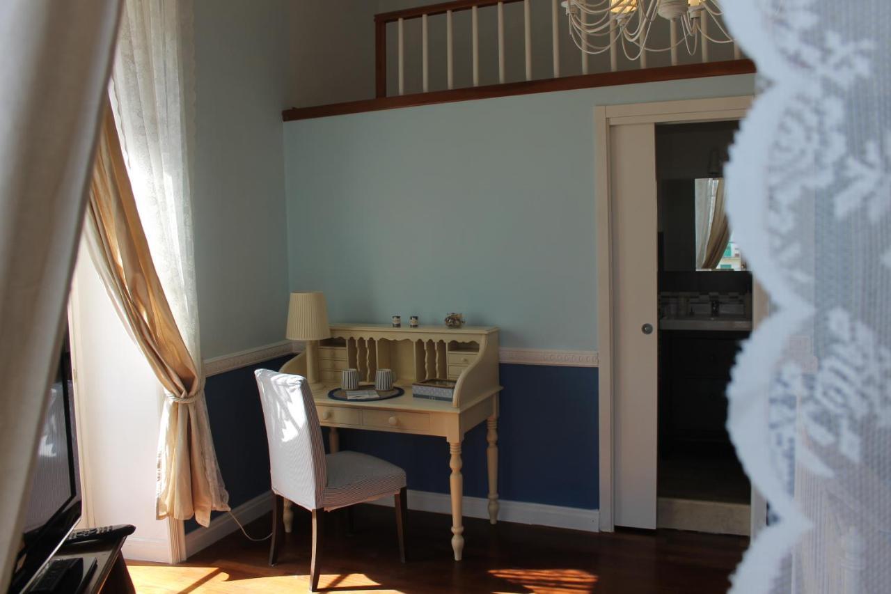 B&B Le Sorelle Napoli Bagian luar foto